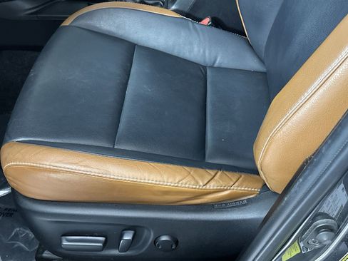 Used 2017 Toyota RAV4 SE image 12