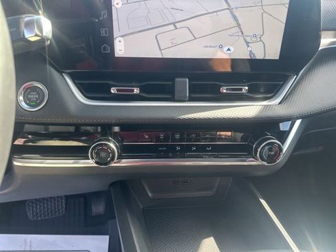 New 2026 Chevrolet Equinox LT image 24