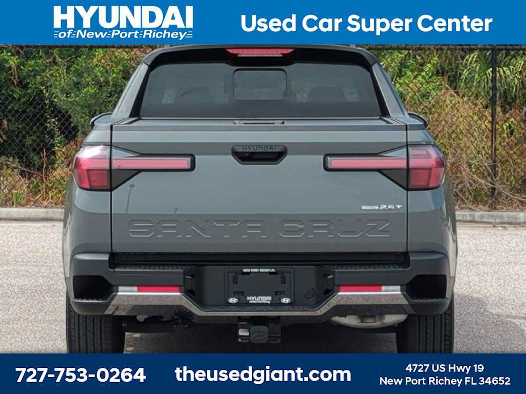 Certified 2025 Hyundai Santa Cruz Limited AWD/4WD image 4
