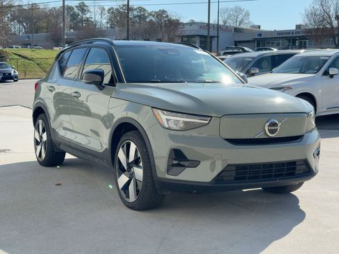 Certified 2023 Volvo XC40 Recharge Ultimate image 7