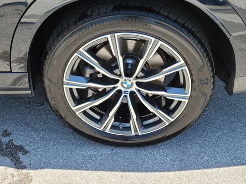 Used 2026 BMW X6 xDrive40i AWD/4WD image 8