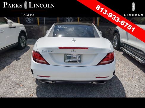 Used 2020 Mercedes-Benz SLC 300 image 7