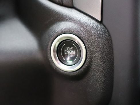 Used 2021 Chevrolet Silverado 1500 LT w/ Convenience Package II image 19