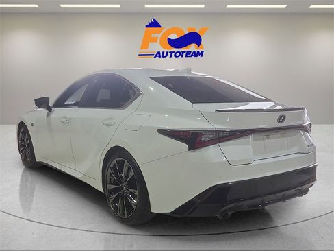 Used 2022 Lexus IS 350 F Sport image 3