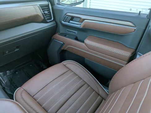 Used 2024 GMC Sierra 1500 Denali Ultimate image 18