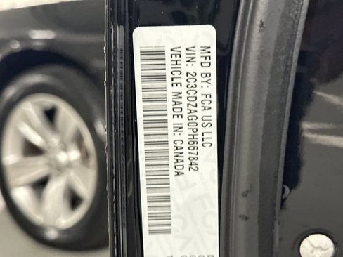 Used 2023 Dodge Challenger SXT image 37