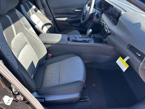 New 2026 Nissan Sentra SV w/ SV Convenience Package image 13