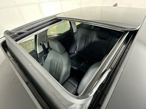 Used 2025 Audi Q5 Premium Plus w/ Premium Plus image 21