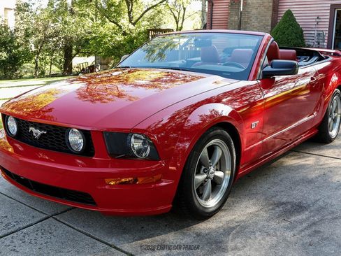 Used 2006 Ford Mustang GT Premium RWD image 14