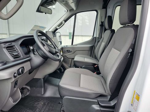 New 2026 Ford Transit 250 148 Medium Roof Extended AWD image 11