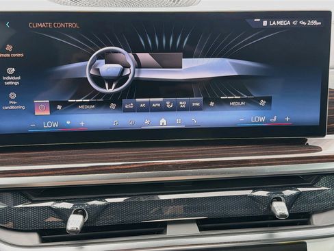 New 2027 BMW X7 xDrive40i w/ M Sport Package AWD/4WD image 37