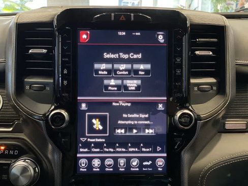 Used 2020 RAM 1500 Limited w/ Body-Colour Bumper Group image 19