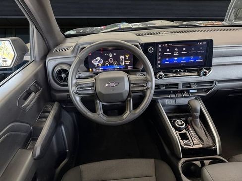 Used 2024 Chevrolet Colorado Trail Boss w/ Advanced Trailering Package AWD/4WD image 12
