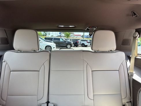 New 2026 GMC Yukon Denali w/ Denali Reserve Package AWD/4WD image 33