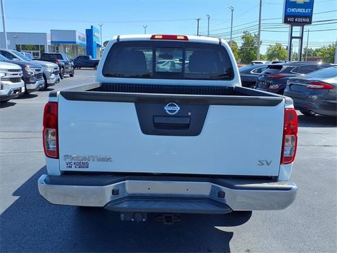 Used 2019 Nissan Frontier SV image 22