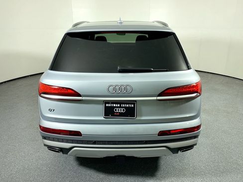 Certified 2025 Audi Q7 3.0T Premium Plus image 35