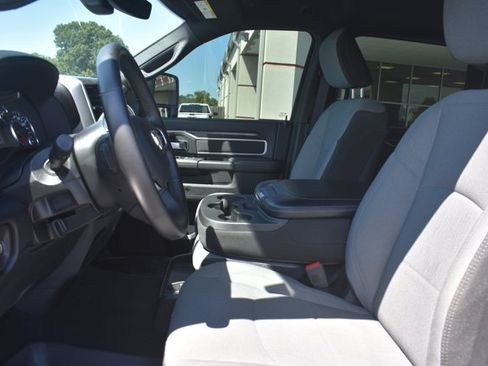 Used 2024 RAM 2500 Big Horn AWD/4WD image 18