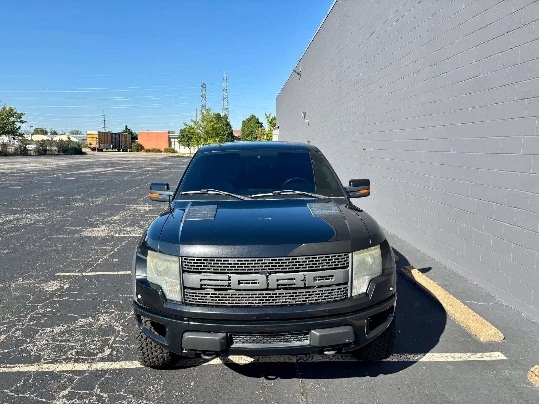 Used 2014 Ford F150 Raptor w/ Equipment Group 801A Luxury AWD/4WD image 4
