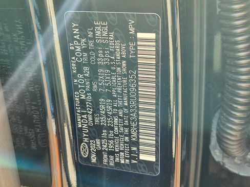 Used 2024 Hyundai Kona Limited FWD image 36