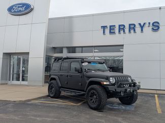 Used 2018 Jeep Wrangler Unlimited Sahara video 1