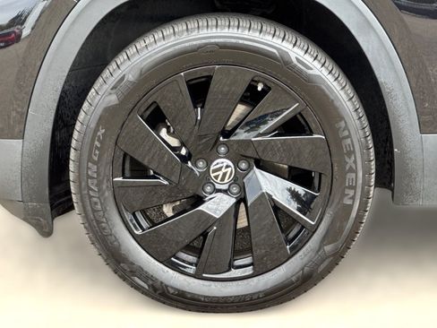 Used 2026 Volkswagen Atlas SE AWD/4WD image 13