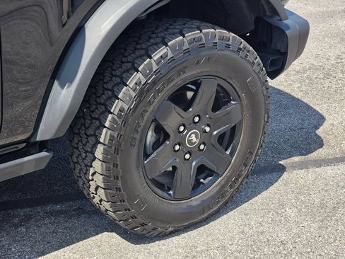 Used 2024 Ford Bronco Black Diamond AWD/4WD image 36