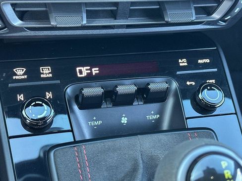 Used 2022 Porsche 911 GT3 image 19