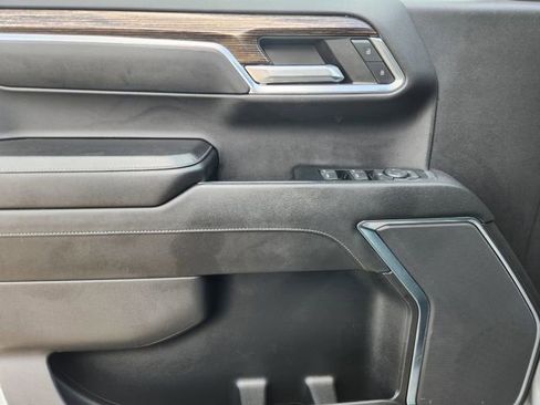 Used 2024 GMC Sierra 1500 Elevation image 23