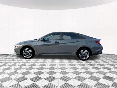 New 2025 Hyundai Elantra SEL