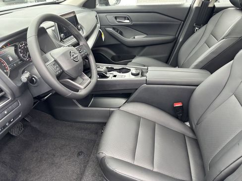 New 2026 Nissan Rogue SV AWD/4WD image 13