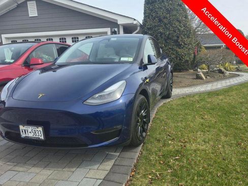 Used 2024 Tesla Model Y Long Range image 1