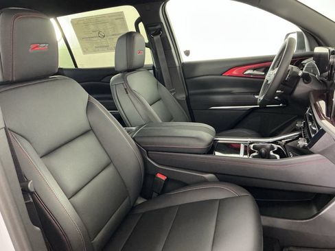 New 2026 Chevrolet Traverse Z71 w/ Driver Confidence Package AWD/4WD image 14