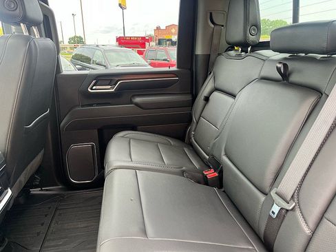 Used 2025 GMC Sierra 3500 Denali w/ Denali Reserve Package AWD/4WD image 22