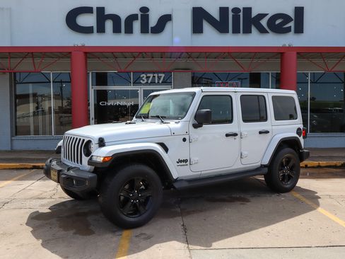 Used 2021 Jeep Wrangler Unlimited Sahara image 1