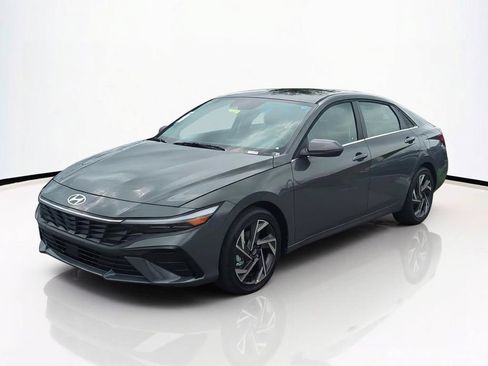 New 2026 Hyundai Elantra Limited FWD image 9