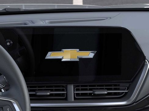 New 2026 Chevrolet Trax ACTIV FWD image 20