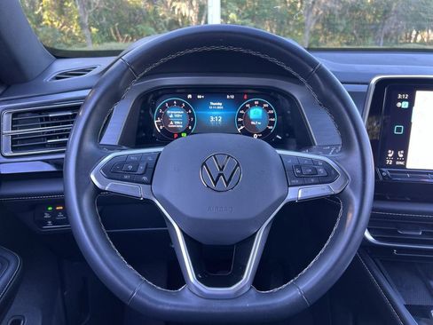 Certified 2024 Volkswagen Atlas Cross Sport SE image 14