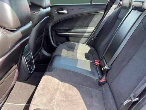 Used 2020 Dodge Charger Scat Pack RWD image 18