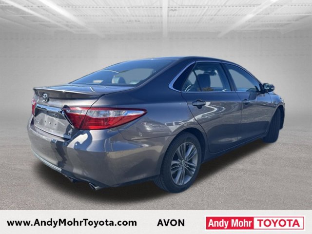 Used 2015 Toyota Camry SE FWD image 8