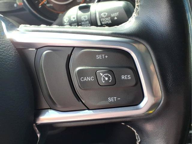 Used 2021 Jeep Wrangler Unlimited Sahara w/ Dual Top Group AWD/4WD image 14