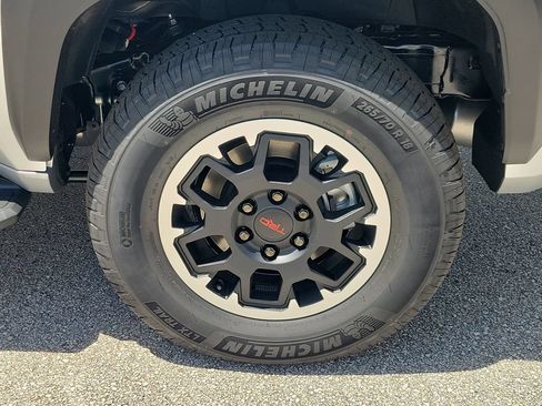 New 2026 Toyota 4Runner TRD Off-Road Premium AWD/4WD image 5