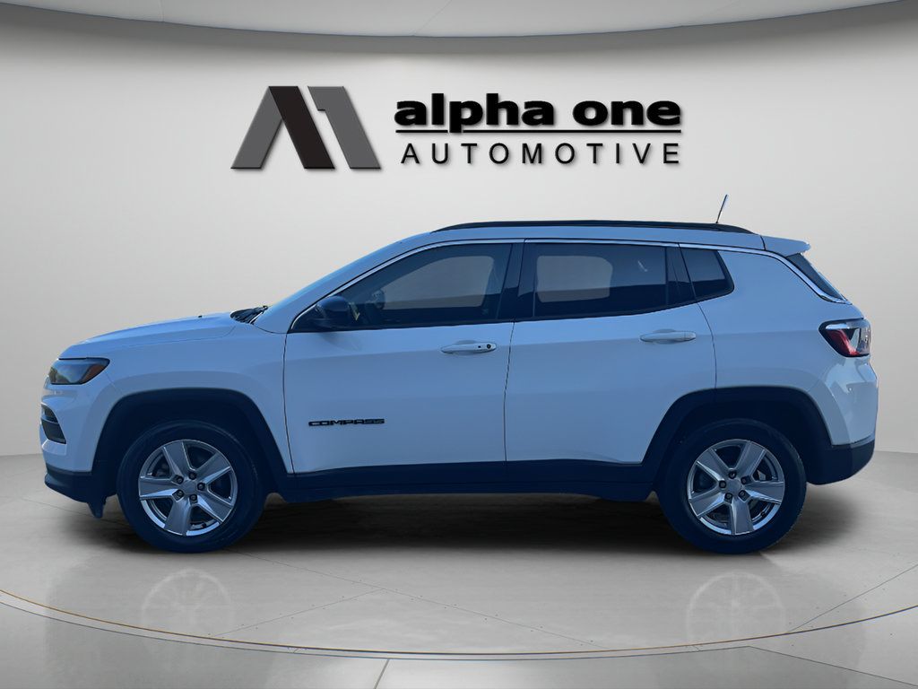 Used 2022 Jeep Compass Latitude w/ Convenience Group FWD image 8