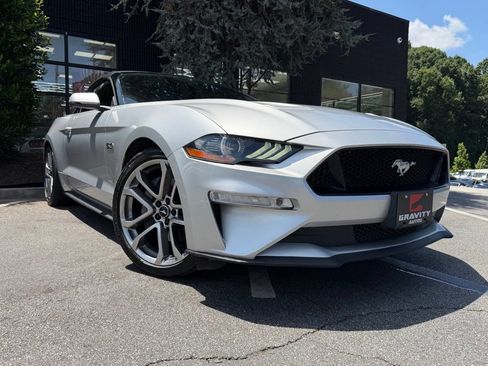 Used 2019 Ford Mustang GT Premium RWD image 8