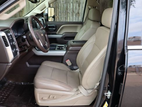 Used 2016 Chevrolet Silverado 2500 LTZ w/ Duramax Plus Package AWD/4WD image 19