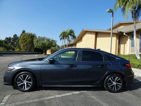 Used 2022 Honda Civic LX image 13