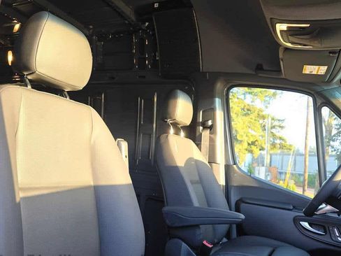 New 2026 Mercedes-Benz Sprinter 2500 image 13