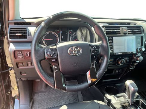 Used 2023 Toyota 4Runner TRD Off-Road Premium w/ Off Road Premium Plus Package AWD/4WD image 12