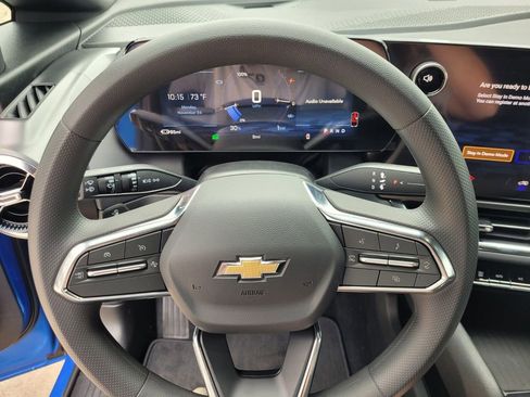 New 2026 Chevrolet Equinox EV LT image 32