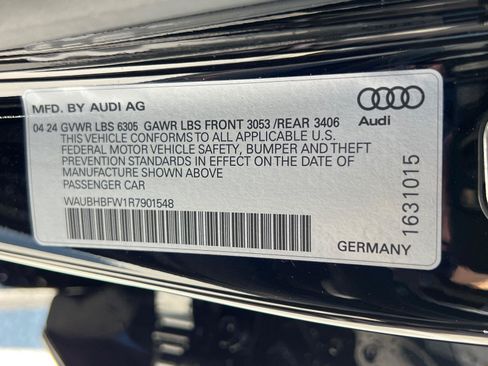 Used 2024 Audi RS e-tron GT w/ Carbon Performance Package AWD/4WD image 34