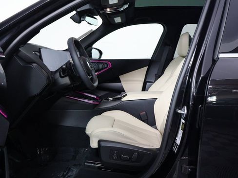 Used 2025 BMW X3 xDrive30i w/ Premium Package image 10